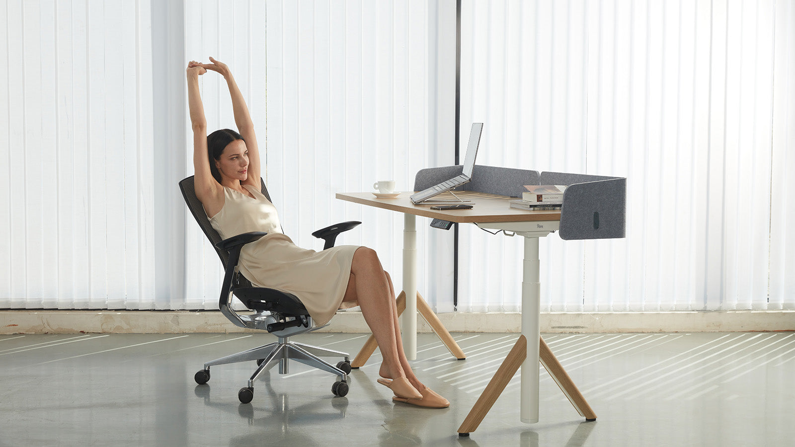 Robin Series Standing Desk Decorative Legs Covers