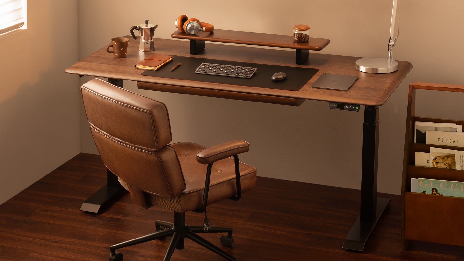 Pesk Pro Hardwood Home Office Electric Standing Desk