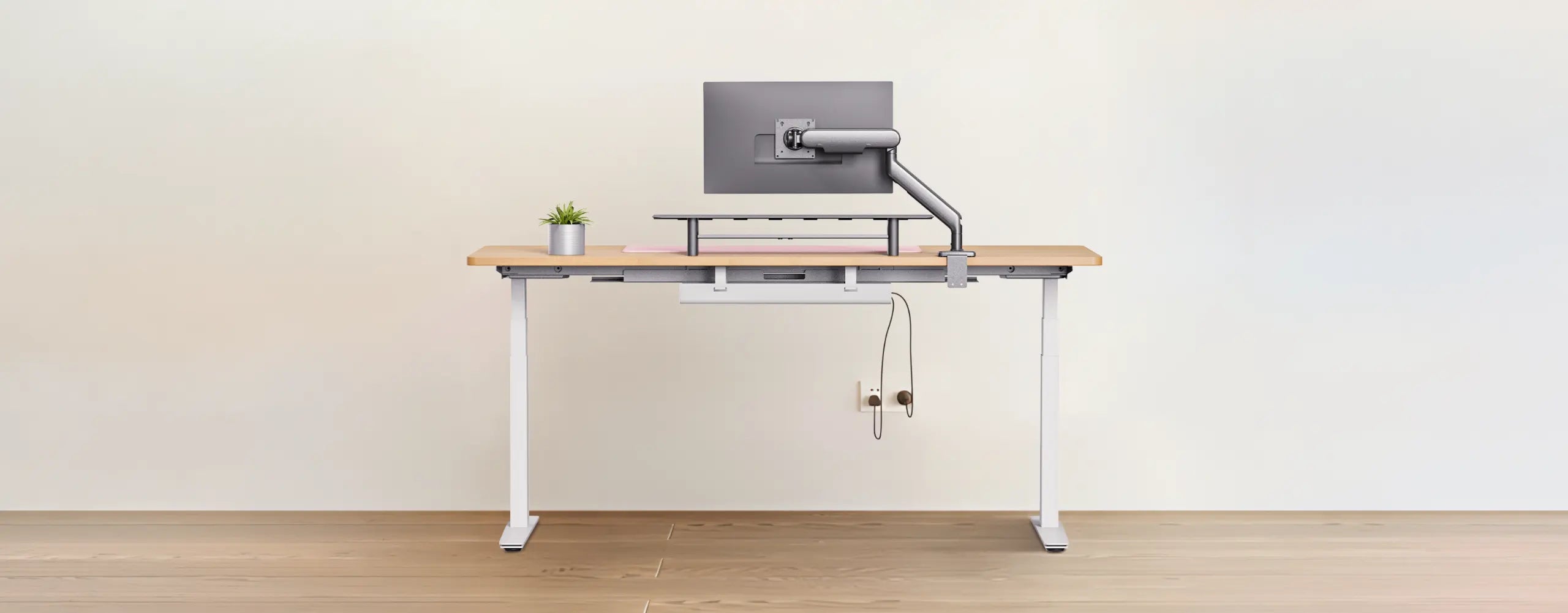 With Cable Management